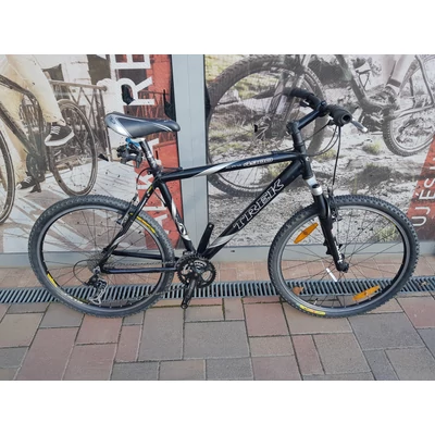 Trek 4900